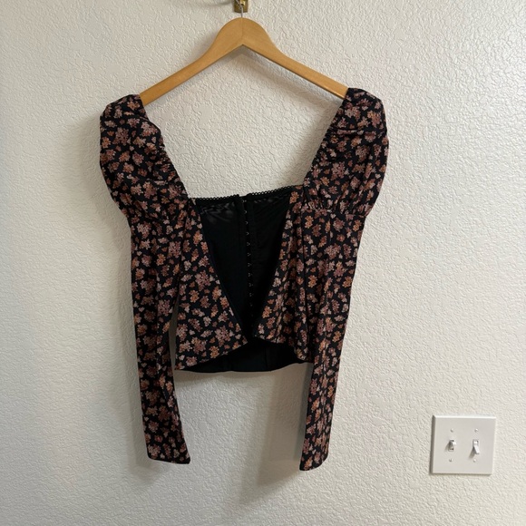 WeWoreWhat Long Sleeve Corset Top in Baby Floral Black Multi
size 6 BNWT - Picture 3 of 5